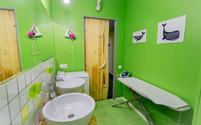 Eco Son Hotel & Hostel