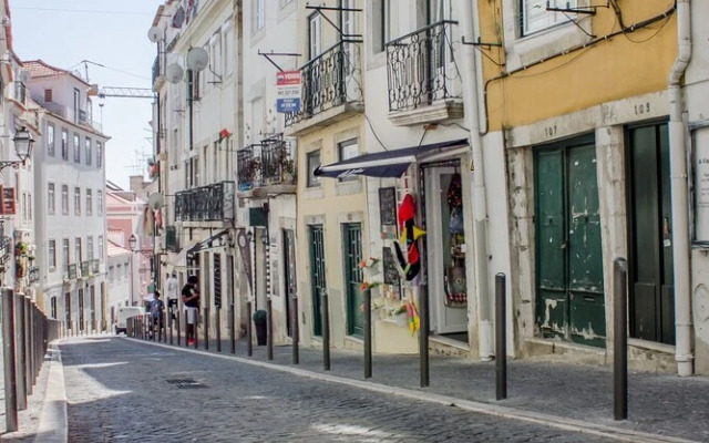 Alfama The Best