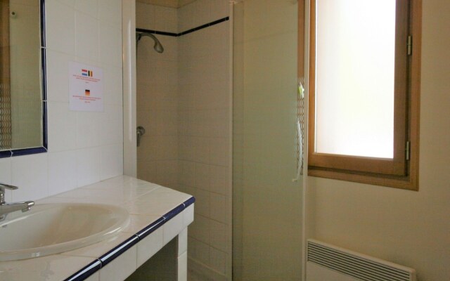 Luxurious Villa with Private Pool at Saignon France