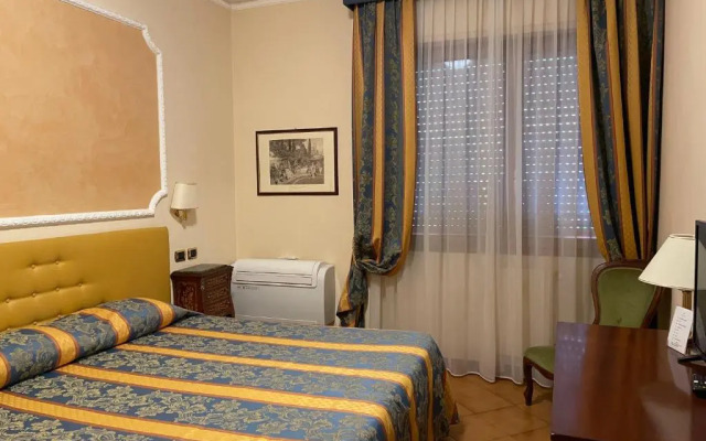 Hotel Mondial
