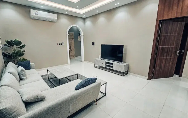 Foothills Luxury Residence