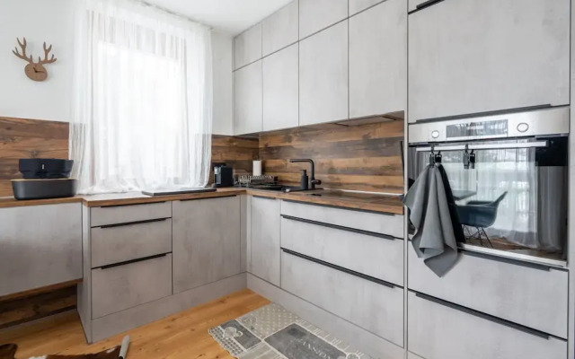 Apartment With Carinthian Mountain View