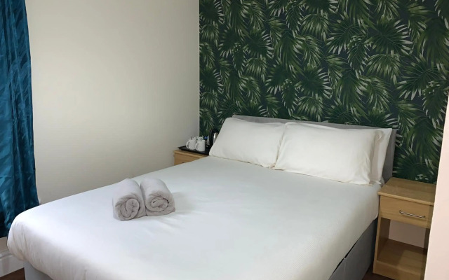 Malibu Hotel