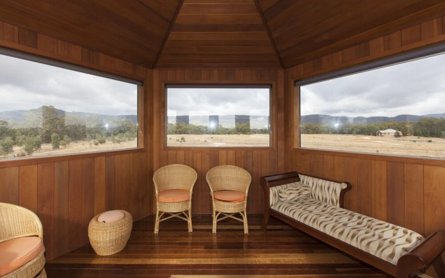 Aurora Manor Rooms