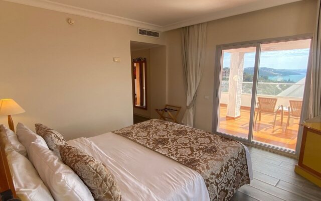 Roseira Beach Resort