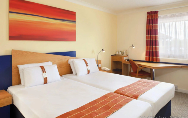 Holiday Inn Express Taunton East by IHG