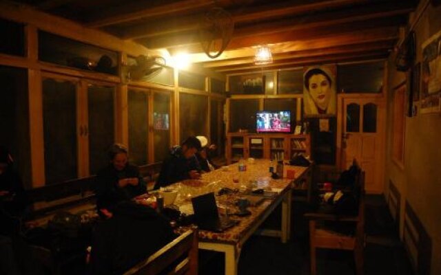 Old Hunza Inn
