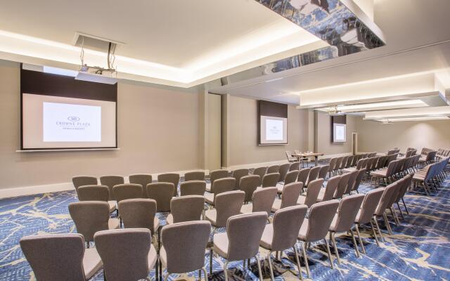 Crowne Plaza Gerrards Cross by IHG