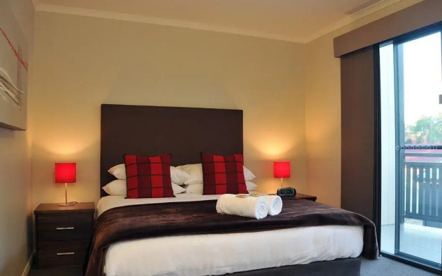 National Hotel Complex