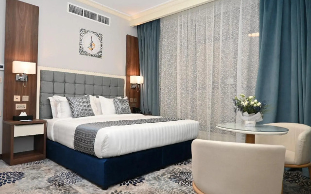 Castle Hotel