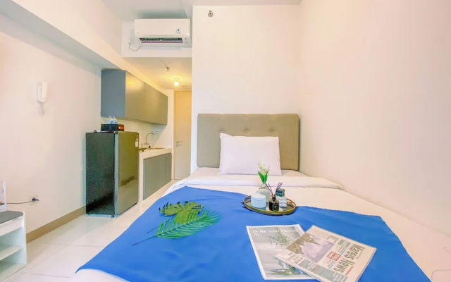 Serene Studio At 25Th Floor Apartment Tokyo Riverside Pik 2 – Guest Rooms – Jakarta