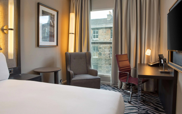 DoubleTree by Hilton Edinburgh City Centre