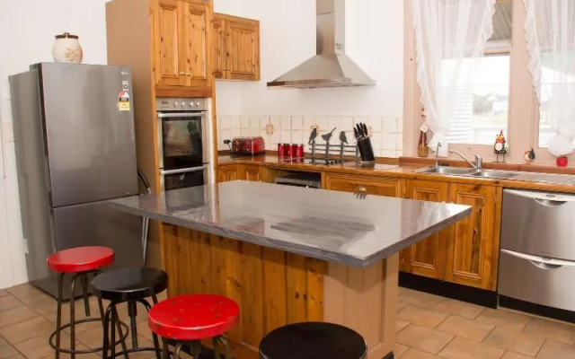 Kimba Travellers Haven