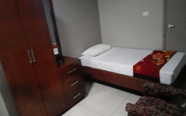 Sunseekers Outrigger Hotel