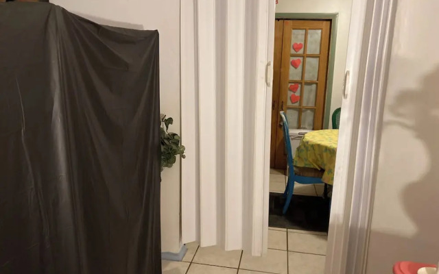 Vacation HomeStay Rental Rooms