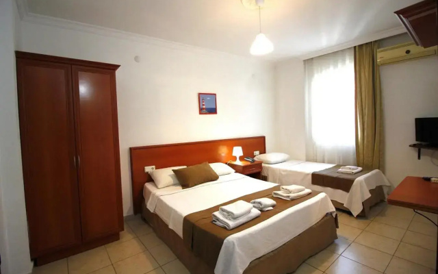 Bonapart Hotel