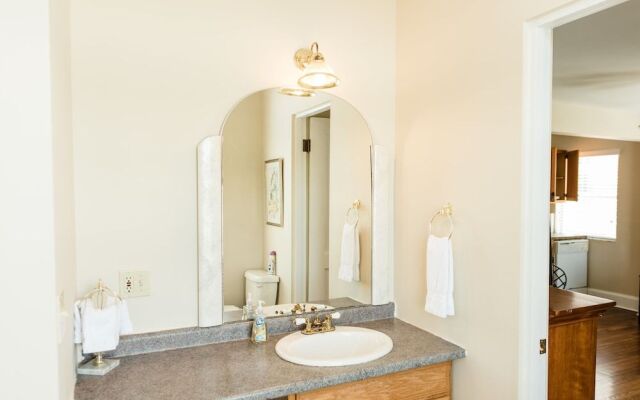 Capernaum Lakeside Lodge