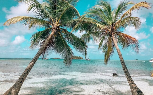 San Blas Private Sailboat - Island Hopping