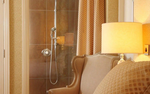 OYO The Townhouse
