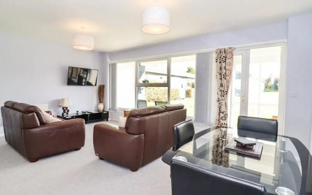 Marsh Bungalow