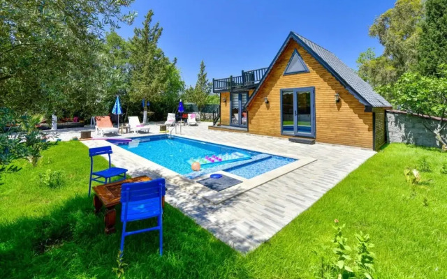 Tiny House With Private Pool Close to Lycian Way