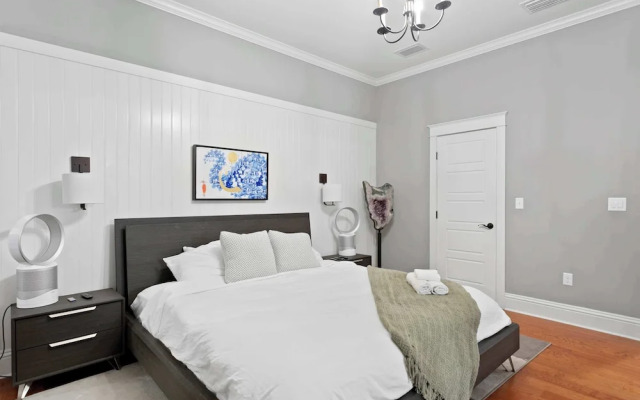 Sunset Bungalow With Hot Tub - 6ppl