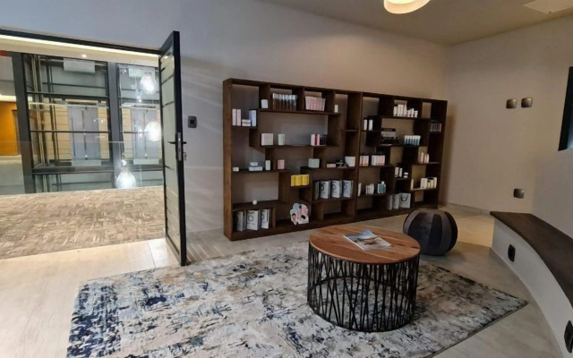 Blueberry Hill Hotel