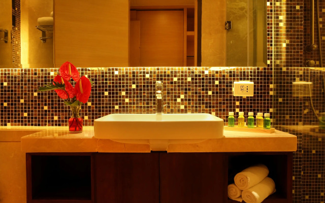 The Metropolitan Hotel and Spa New Delhi