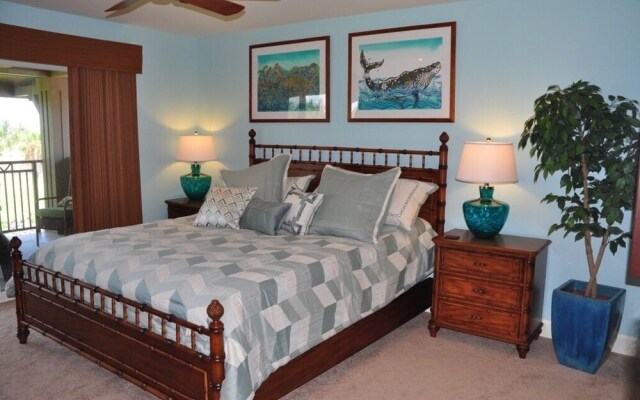 Halii Kai 9g 3 Bedroom Condo by RedAwning