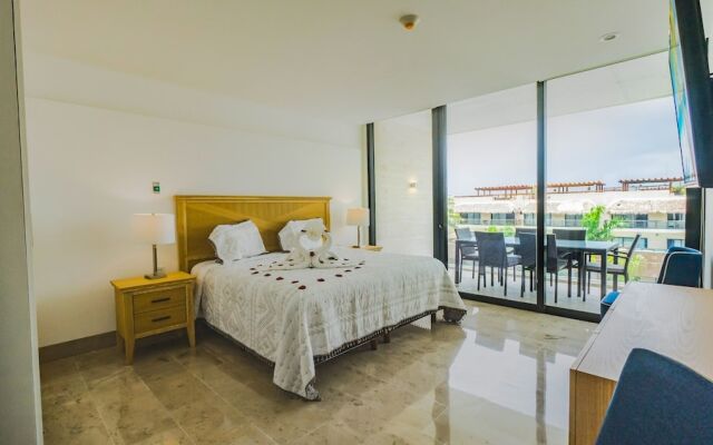 Contemporary Design Oceana 422 Playa del Carmen Condo by RedAwning