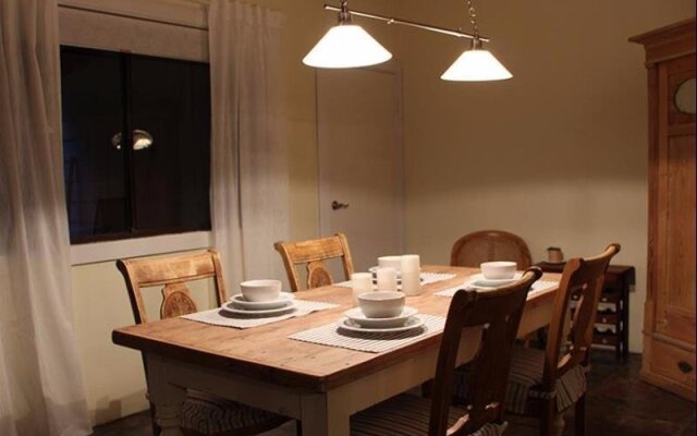 Bickley Valley Cottage