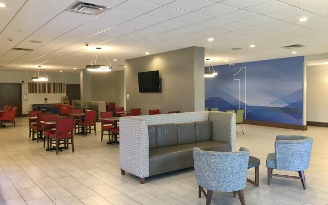 Holiday Inn Express Grand Island - Niagara Falls by IHG