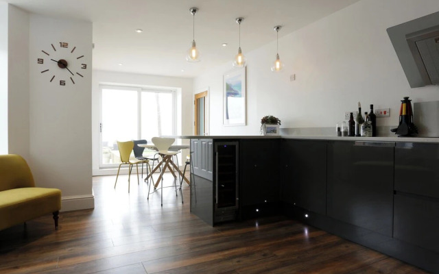 1 Cheyne Beach Apartments