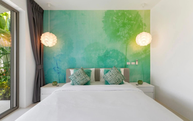 Villa White Orchid