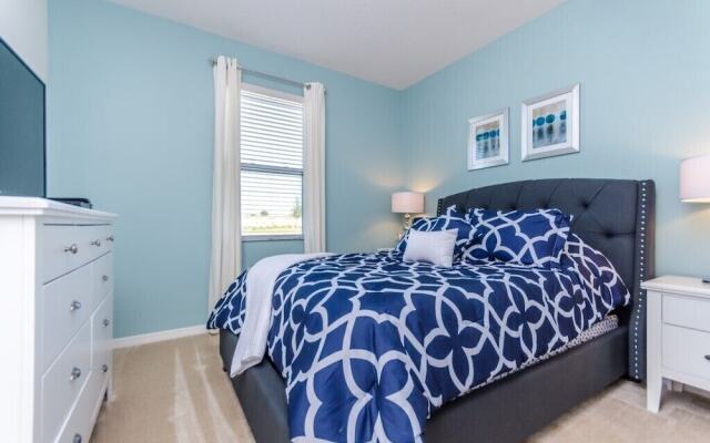 Cool and Modern 9 Bed 7 Ba Villa Pool & Spa 6160boa