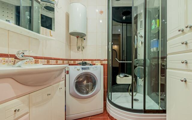 Апартаменты FlatHome24 на Коломяжском пр-те