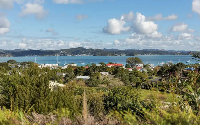 Russell Top 10 Holiday Villas