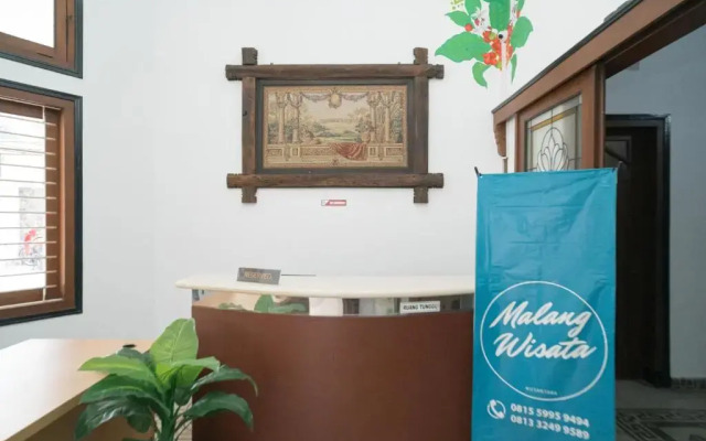Urbanview Hotel Griya Surya Malang by RedDoorz