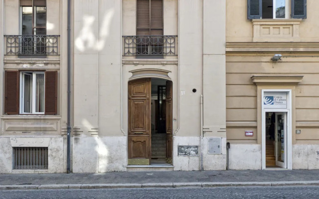 Stroll through History and Modern Design