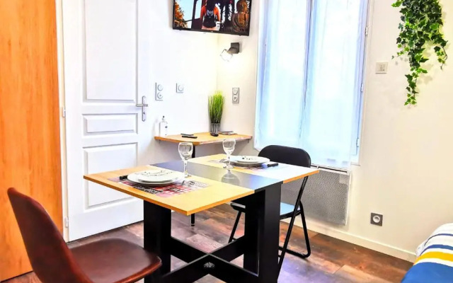 Skyline Residence "Smart-Concept" (Adults Only)