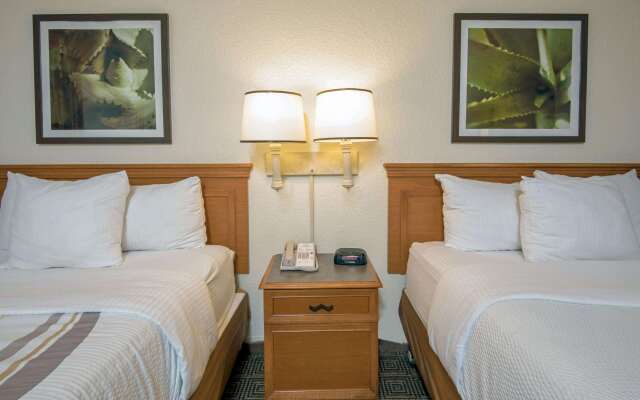 La Quinta Inn by Wyndham San Antonio Market Square