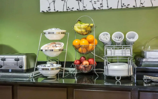 Sleep Inn near I-80 and I-94