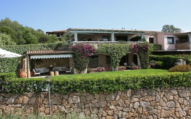 Sa Pedra's House