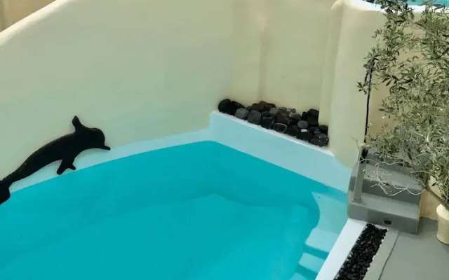Timedrops Santorini Venetian Villa