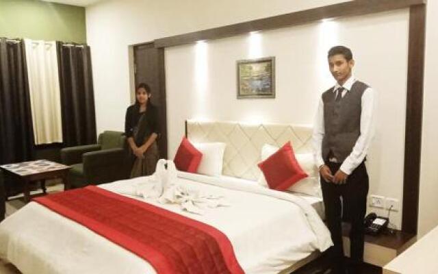 Hotel Shubhra Grand