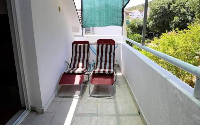 Sea View Apartment on Walking Distance to sea
