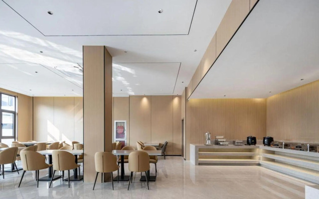 Shanghai Eagle Hotel