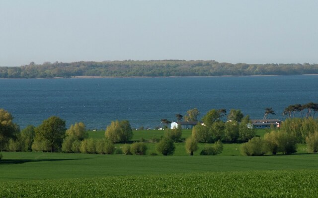 Lovely Apartment in Pepelow near Sea