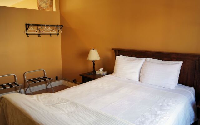 In Season Guest Suite