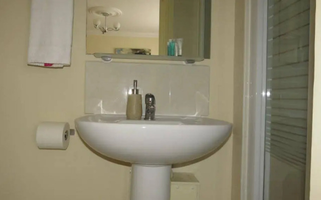 Montrose Guest House